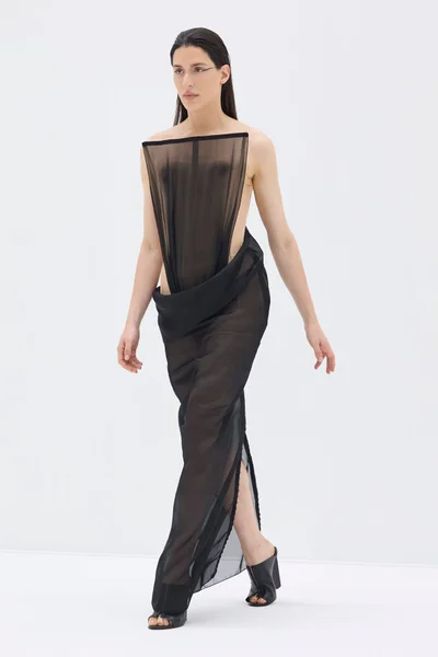 Look 27